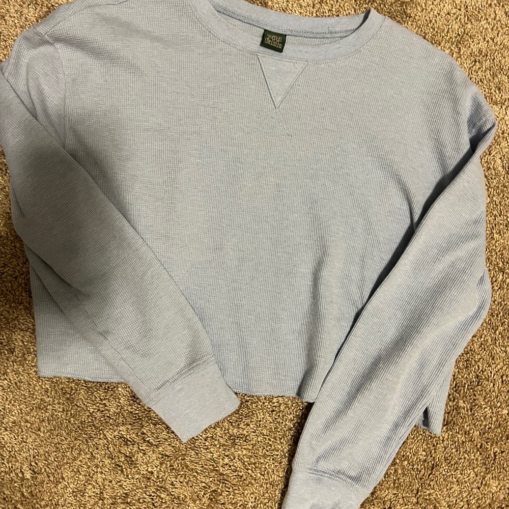 Cropped long sleeve tee